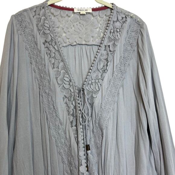 Taylor & Sage Womens Faux Wrap Blouse Large Light Gray Lace Crochet Cottagecore - Picture 2 of 6